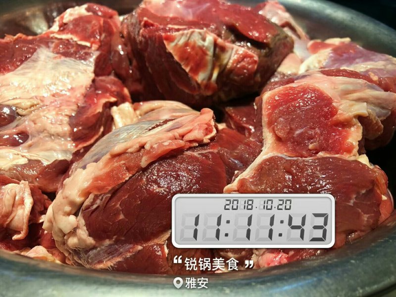 四川美食，麻辣牛肉干