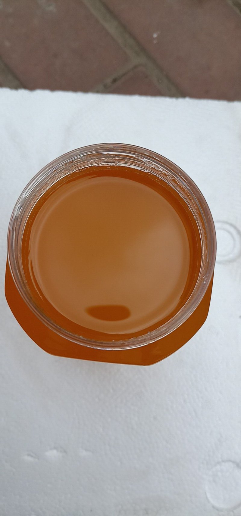 新疆伊犁高加索黑蜂蜂蜜野蜂蜜