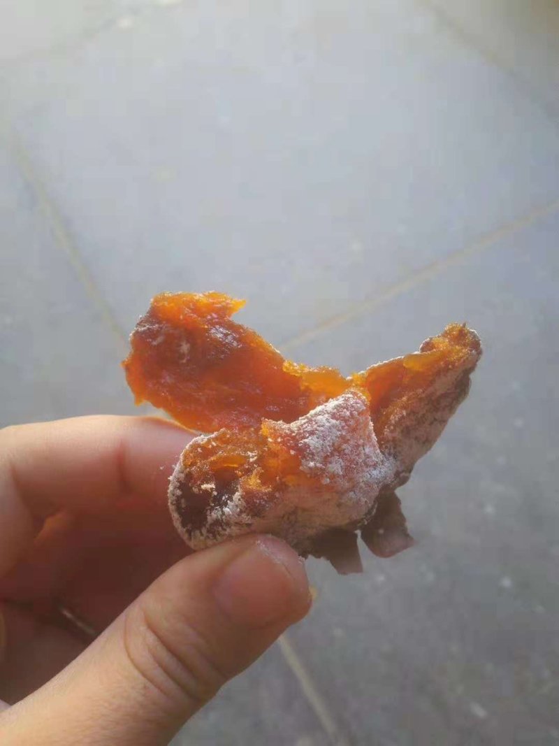 刚晒好的柿饼