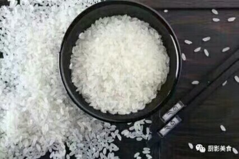 镜泊湖下游石板有机米，石板上的珍品