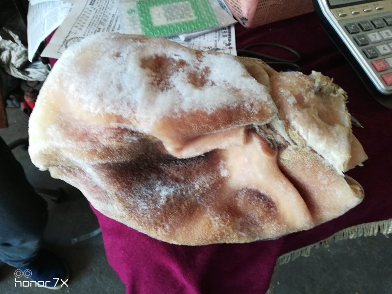 新鲜的牛肚！牛舌