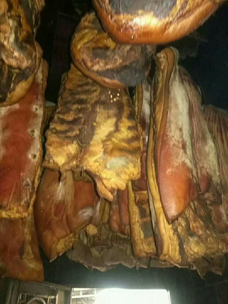云南省麻栗坡老山特产腊肉，