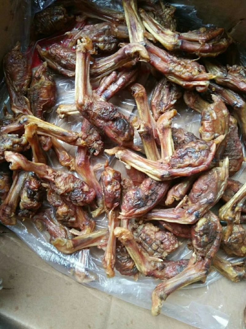腊鸭脚包