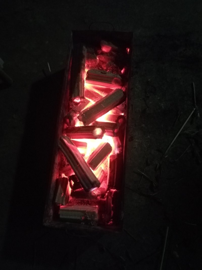 机制木炭