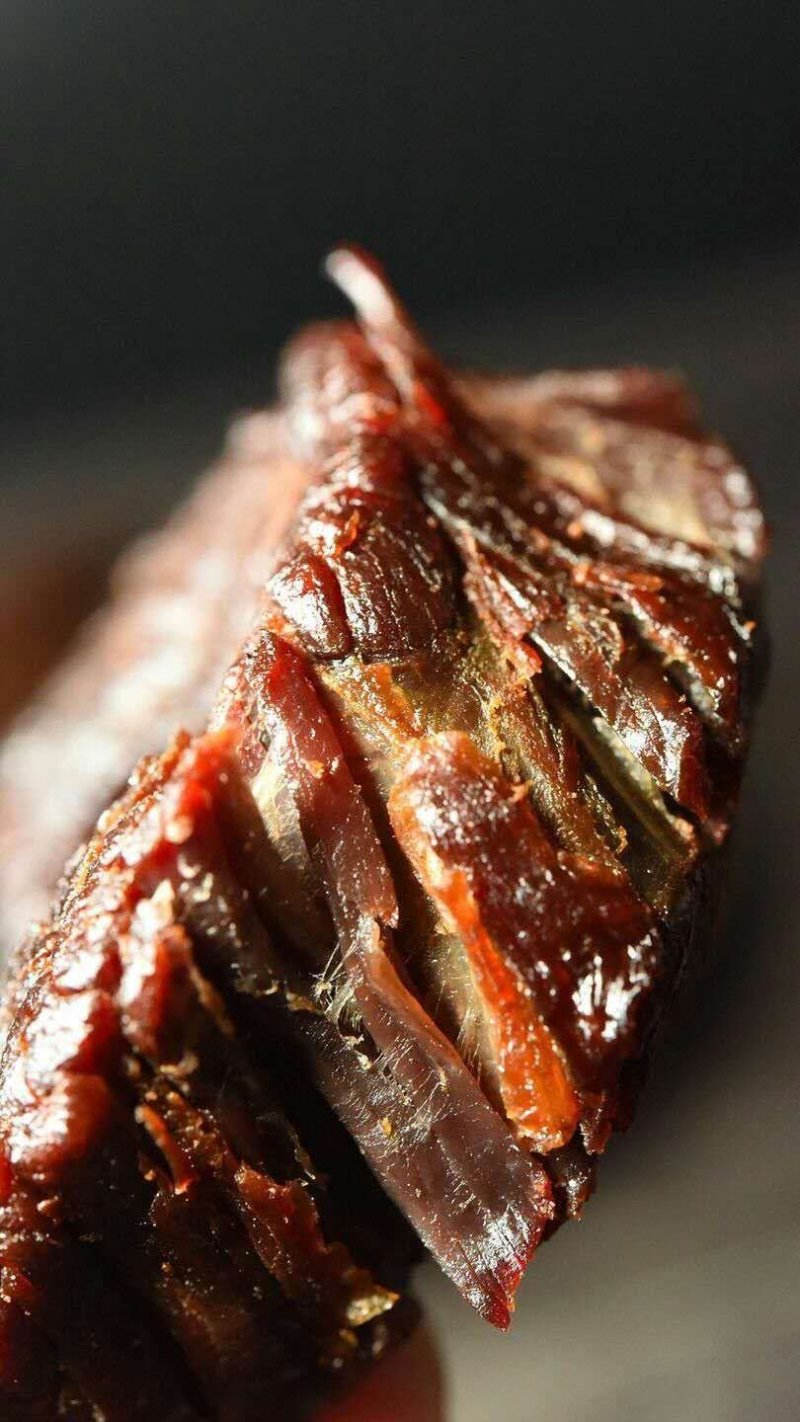 李小贱精品牛肉干，果木炭烤