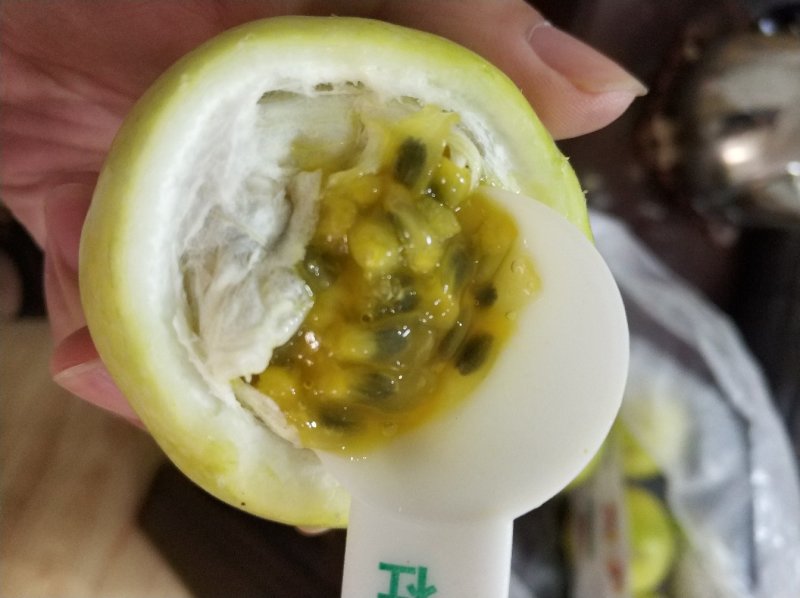 黄金百香果产地直销