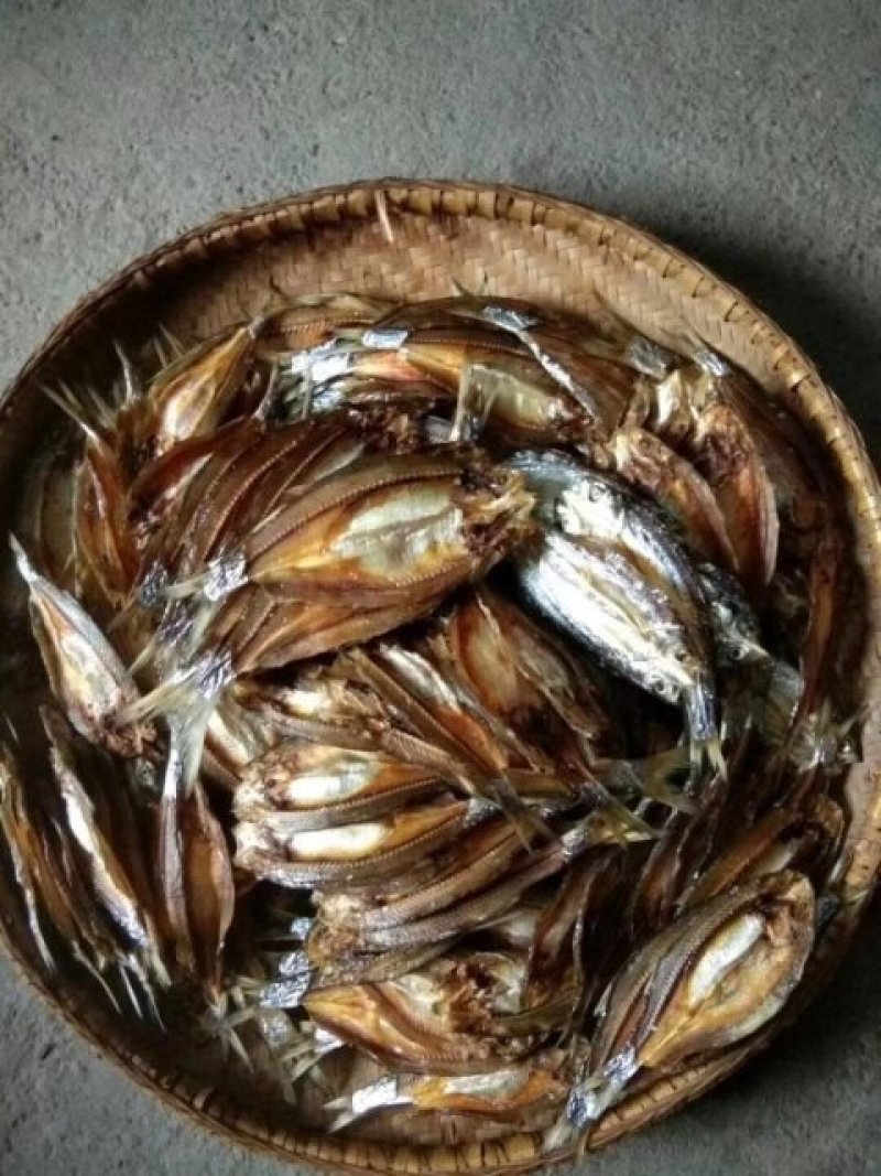 烟熏干鱼