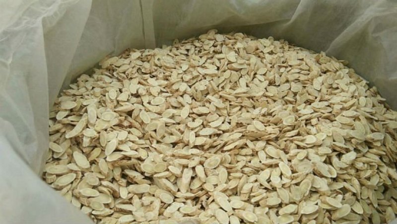 甘肃岷县:黄芪片，黄芪直条，黄芪原条？