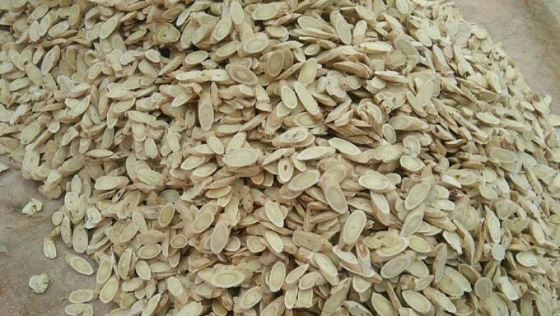 甘肃岷县:黄芪片，黄芪直条，黄芪原条？