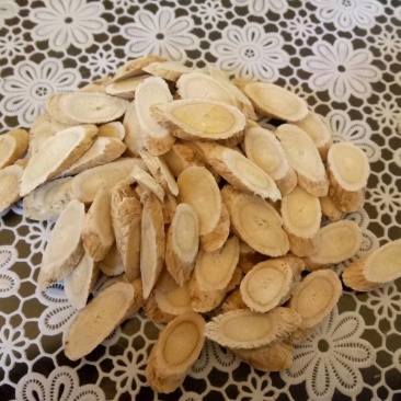 甘肃岷县:黄芪片，黄芪直条，黄芪原条？