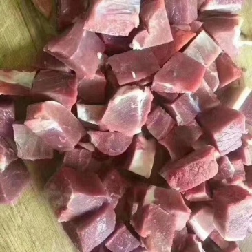 牛肉粒，调里鲜牛肉:::