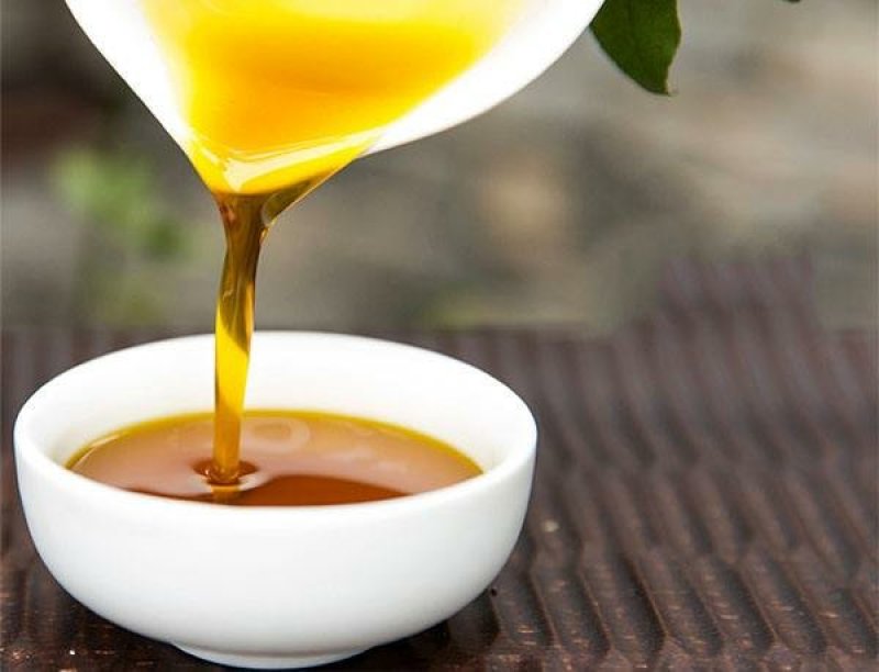 湖北荆州农家压榨纯香菜籽油