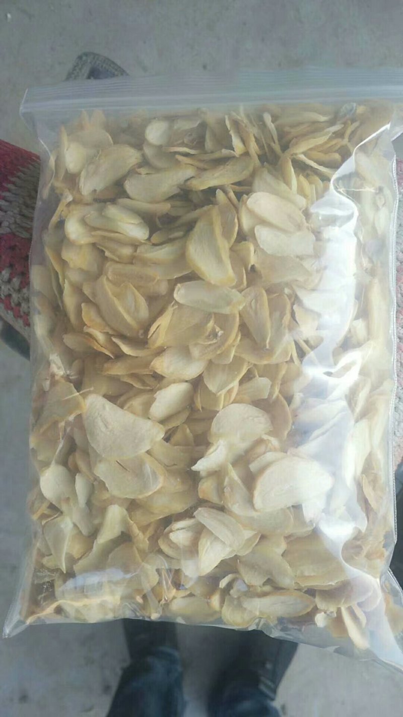 蒜片全国发货，专注蒜片，购销储存仓储配资，十万吨蒜片仓储