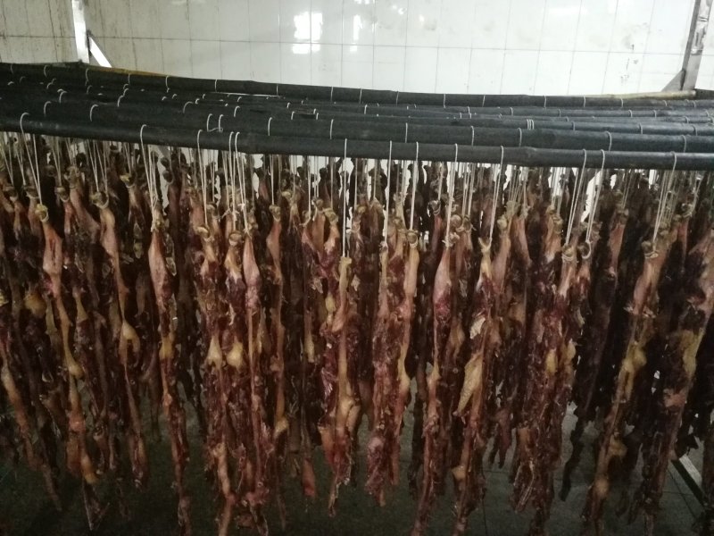 广味腊鸭腿