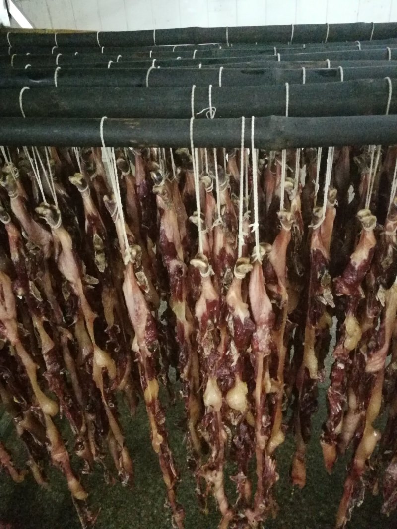 广味腊鸭腿