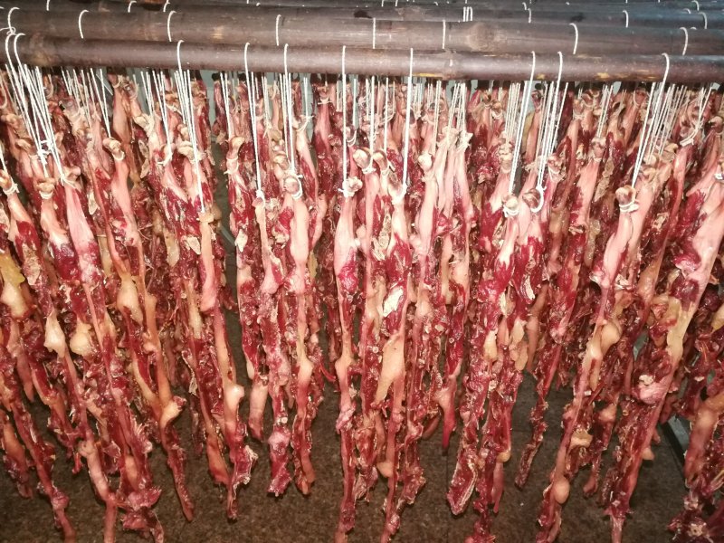 广味腊鸭腿