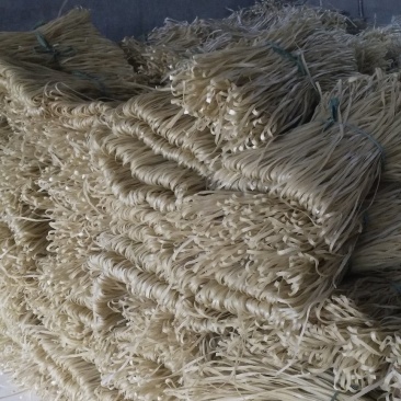 红薯粉条当季粉条纯手工粉条厂家直发大量供货保质保量