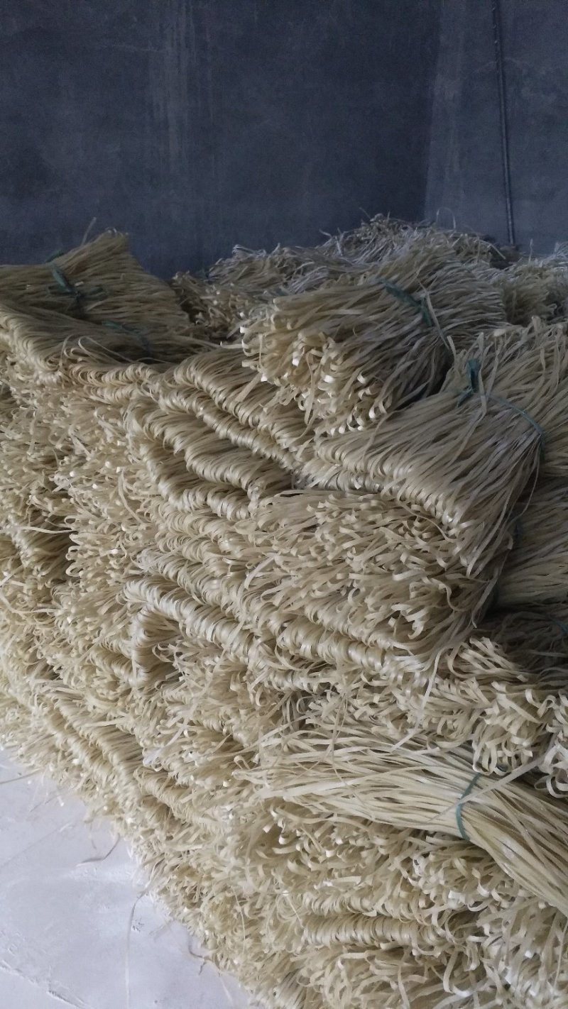 红薯粉条当季粉条纯手工粉条厂家直发大量供货保质保量