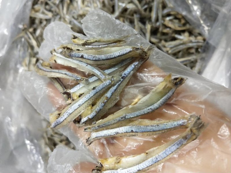 饶鱼仔，淡干小饶仔鱼，净重