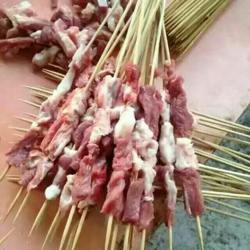羊肉串一包30支600克10包一箱，全国均可发货