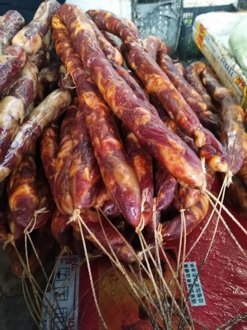 野生天麻，六月椒(花椒)，香肠
