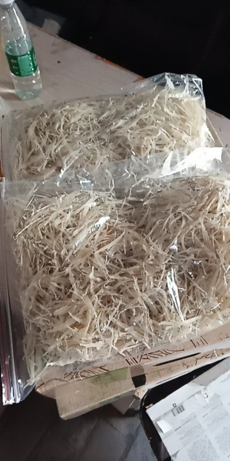 江垭水库银鱼干自然风干