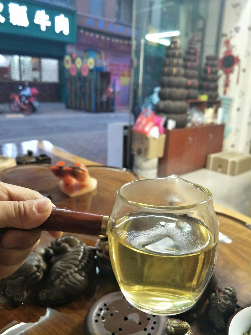 昔归古树茶，规格:357克/饼