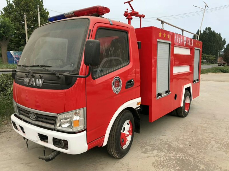 新能源环卫车消防车洒水车扫地车