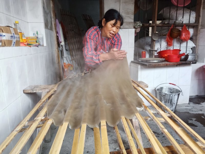 手工制作的红薯粉丝