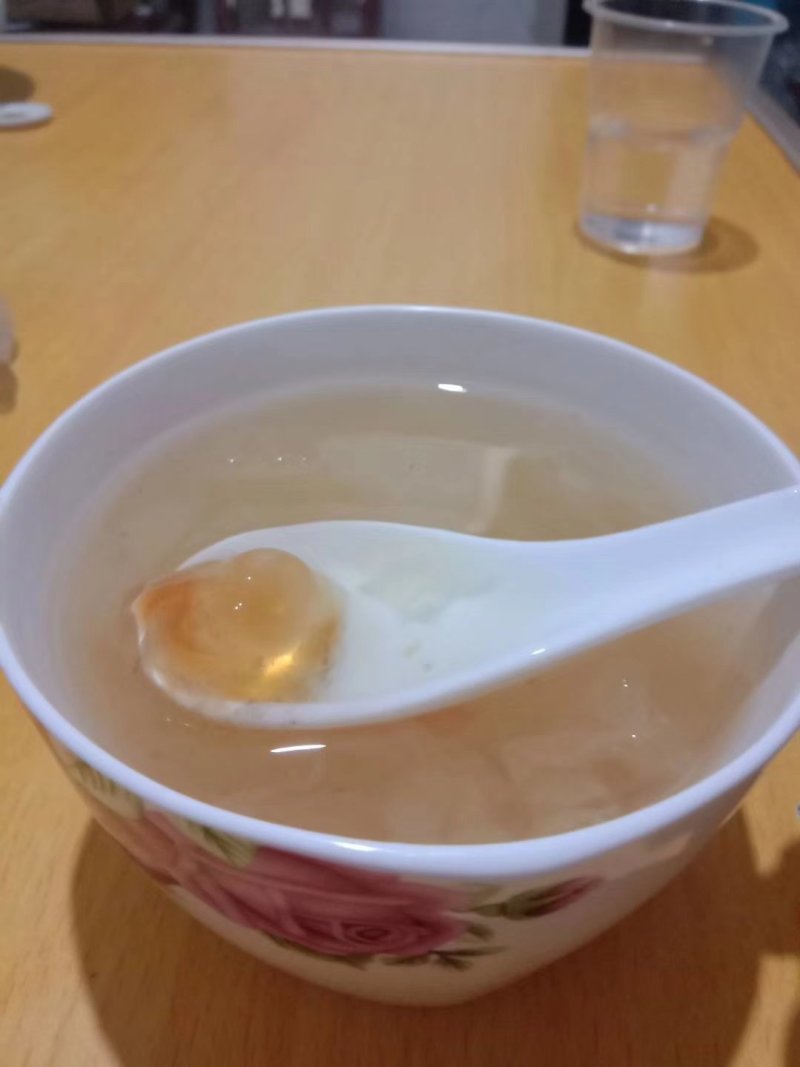 40元一罐桃胶