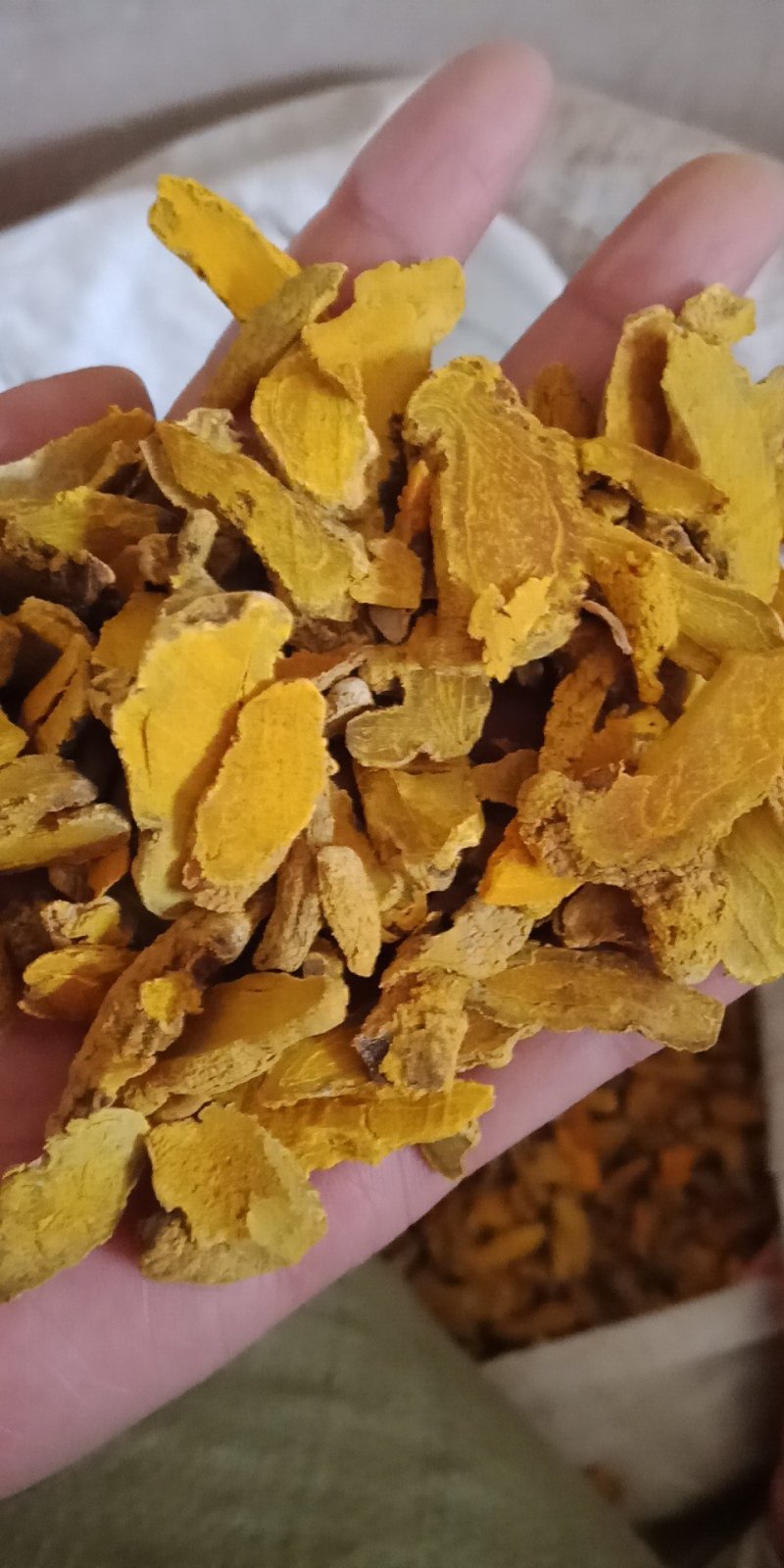 姜黄色姜黄统货批发各种中药材零售各种规格中药材