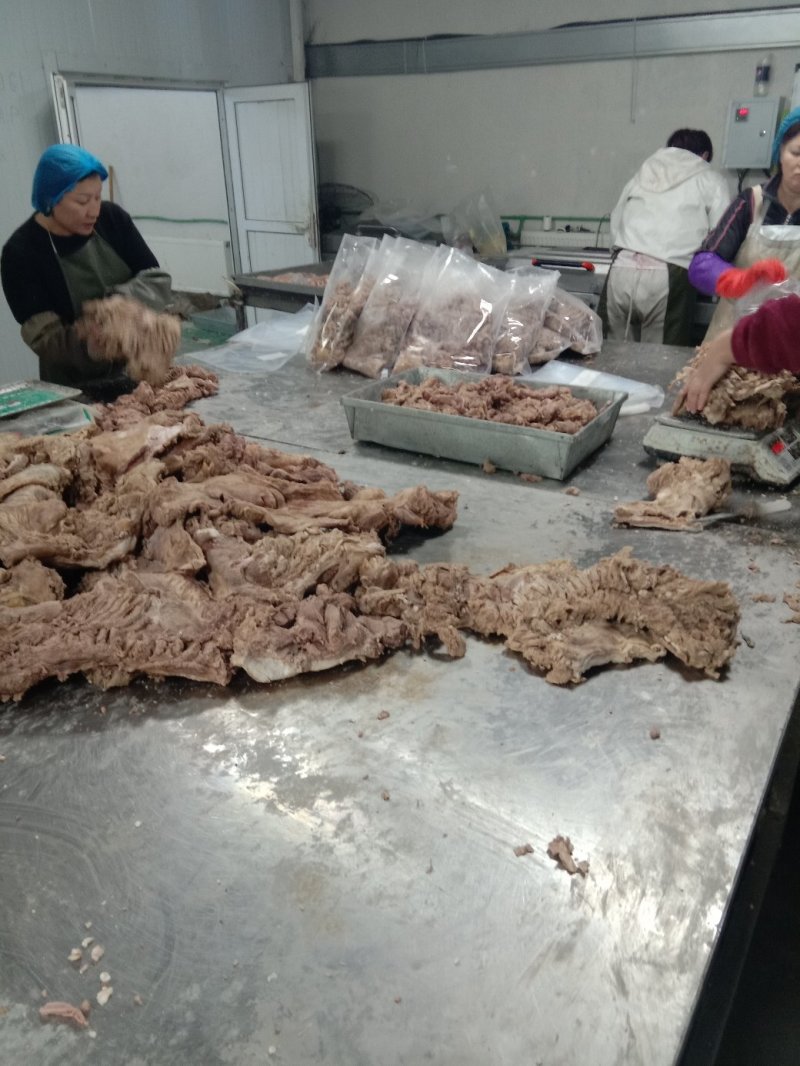 蒙古国熟牛肉羊肉