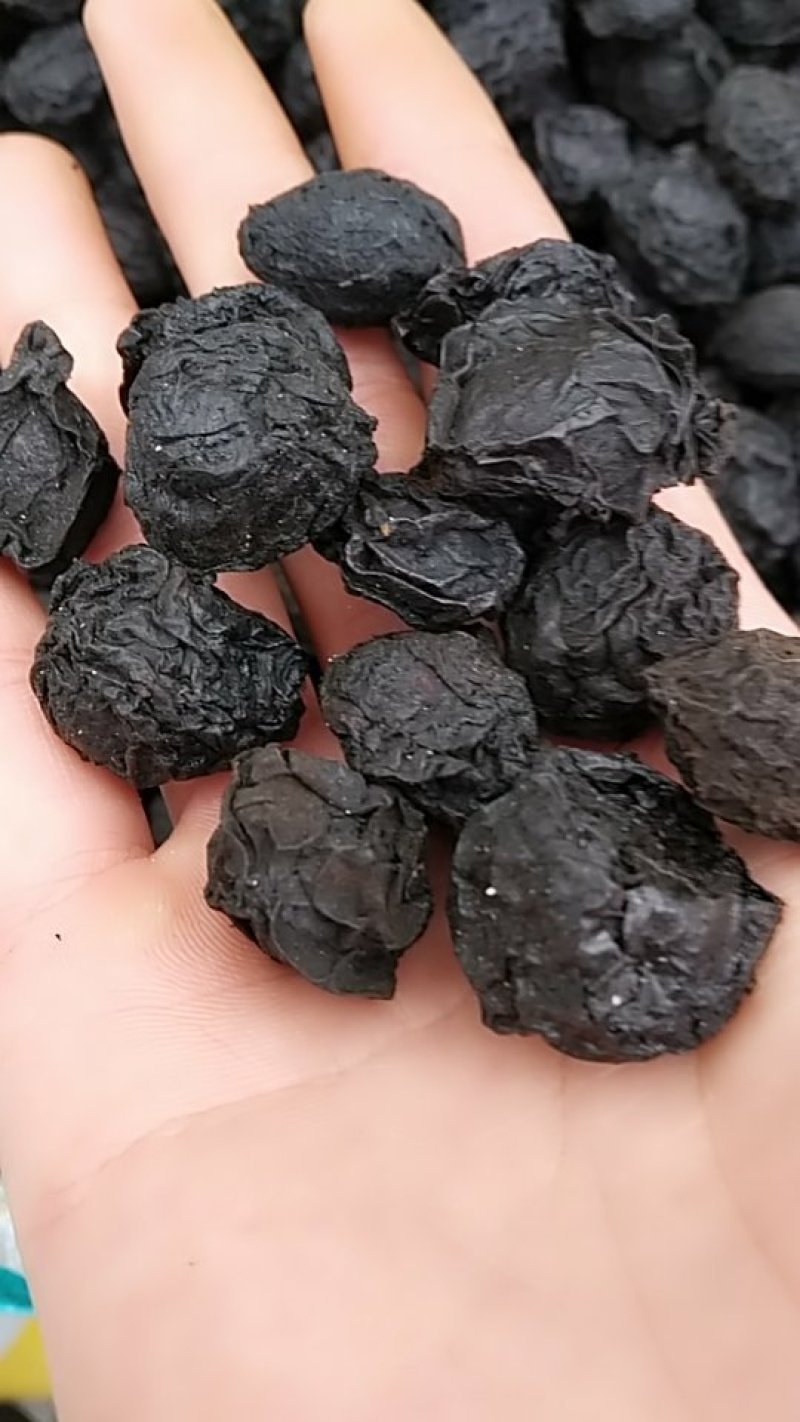 乌梅，烟熏。中药材乌梅，