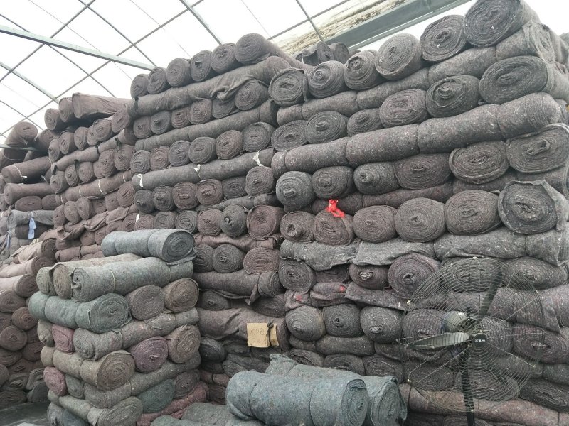 土工布毛毡大棚防水防寒保温公路养护装修家具包装工业毛毡