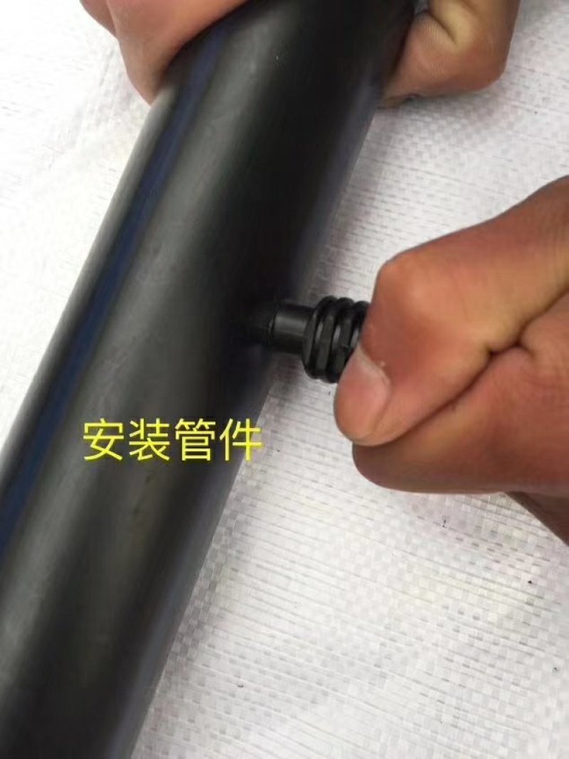 果树滴灌滴灌管安装步骤