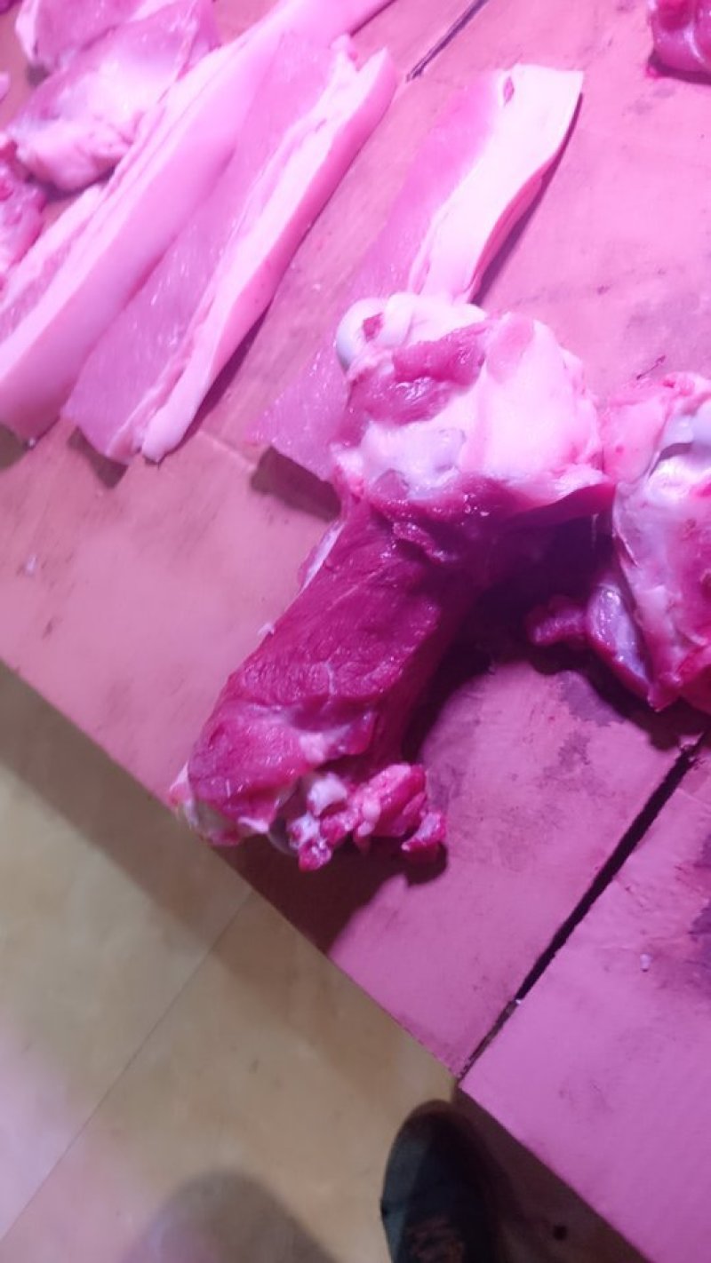 猪肉猪下水猪头只要猪身上的都有