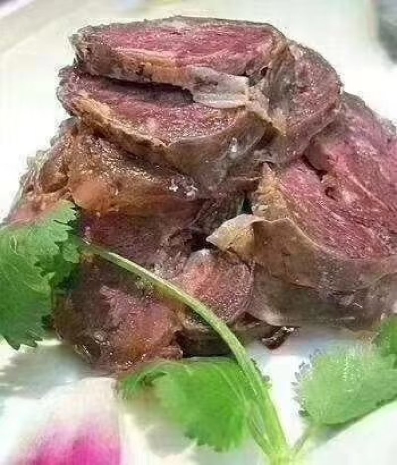 （熟）新疆伊犁熏马肉、熏马肠