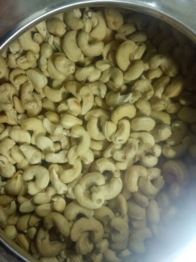 快递包邮精品越南w320去皮原味腰果