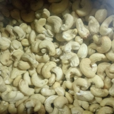 快递包邮精品越南w320去皮原味腰果