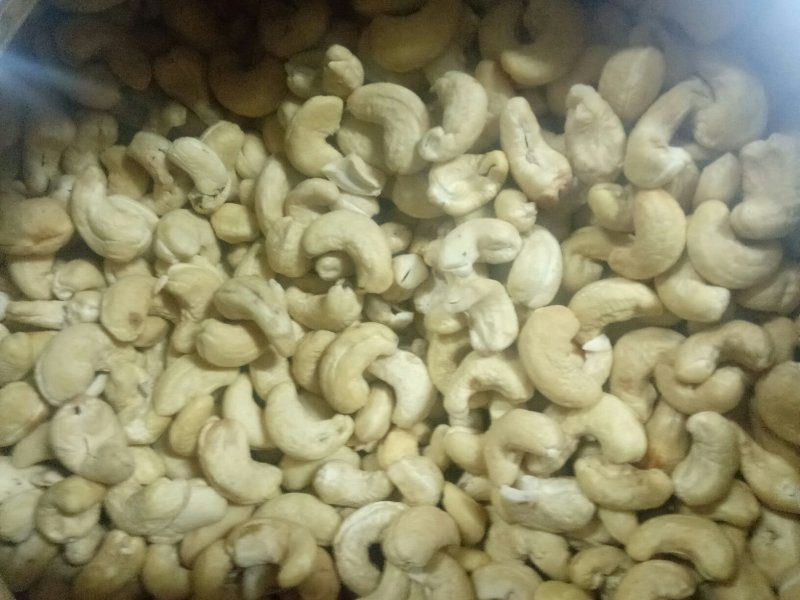 快递包邮精品越南w320去皮原味腰果
