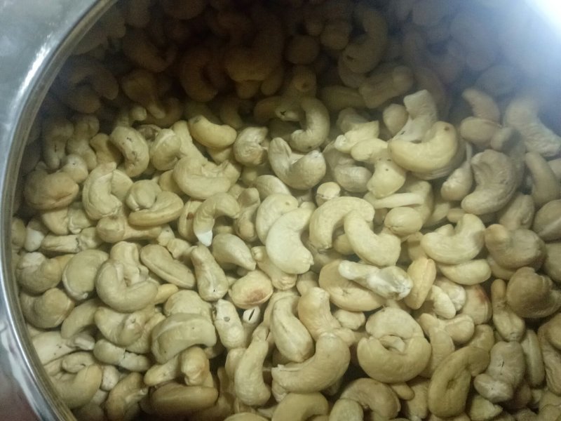 快递包邮精品越南w320去皮原味腰果