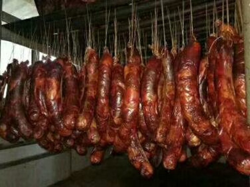 熏马肉，