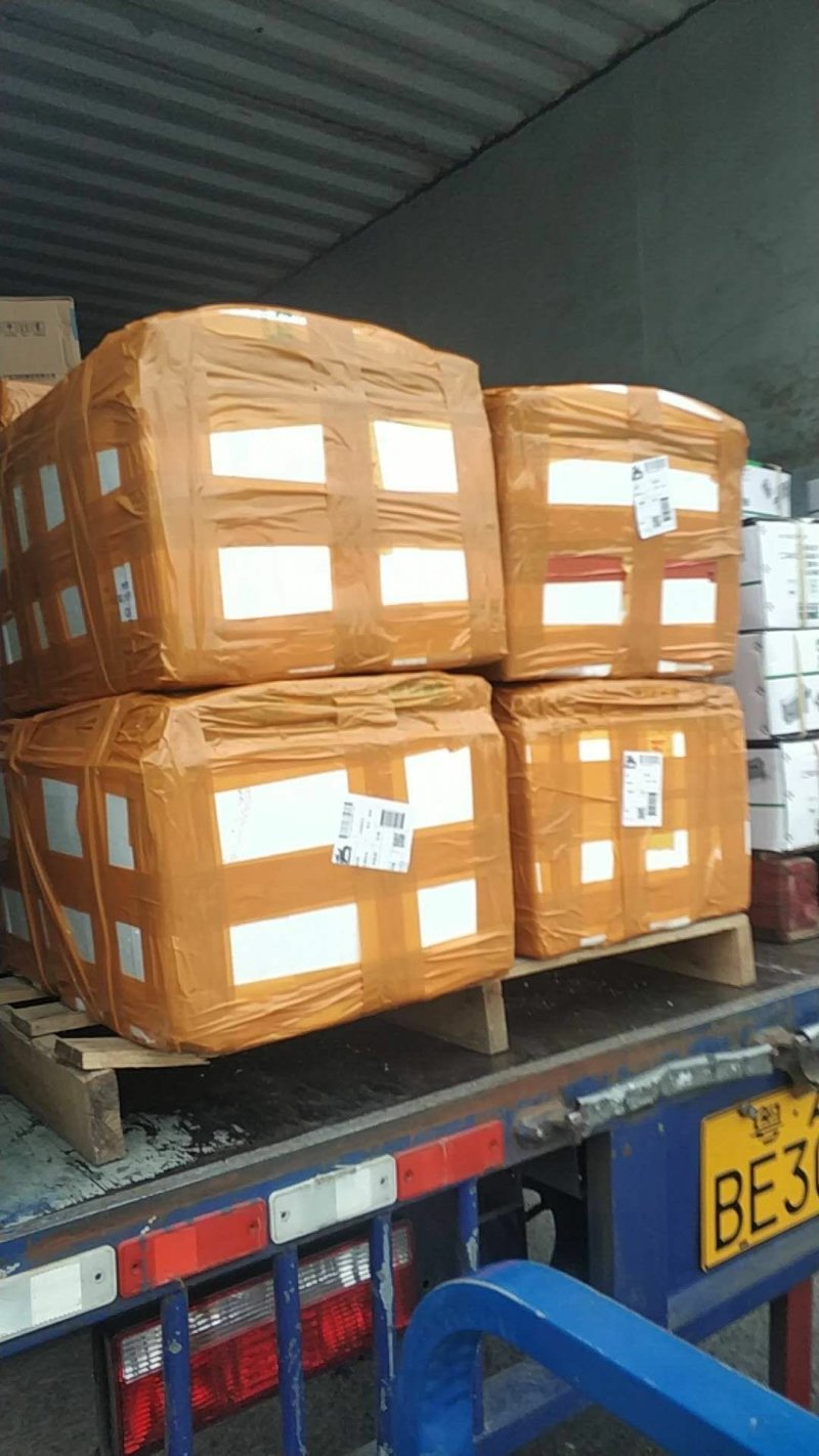 越南老椰椰子椰皇原装孕妇果热带椰子椰盅酒店炖品店甜品店