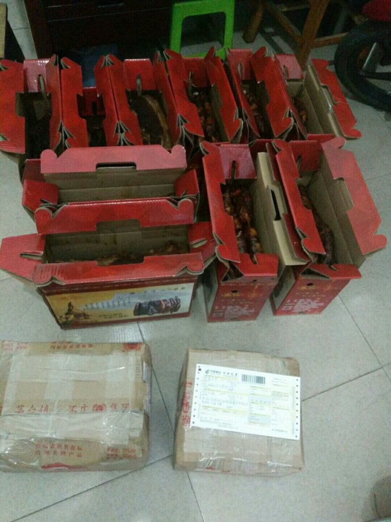 香肠腊肉，排骨