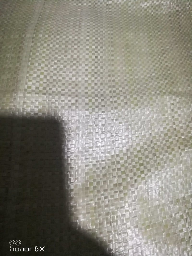 旧编织袋九成新