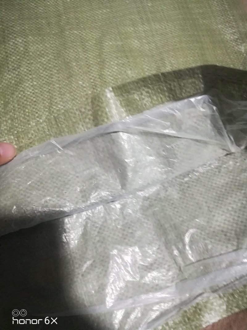 旧编织袋九成新
