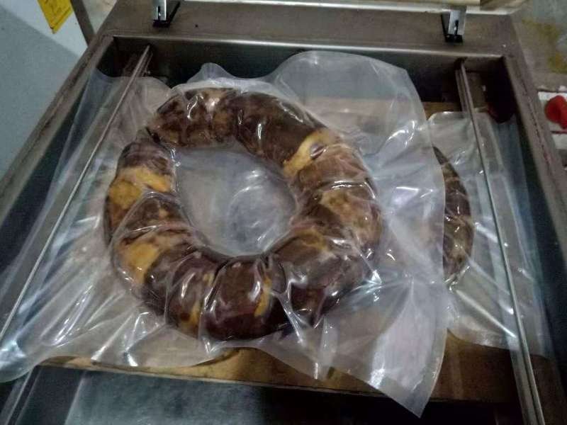 新疆纯手工熏马肉