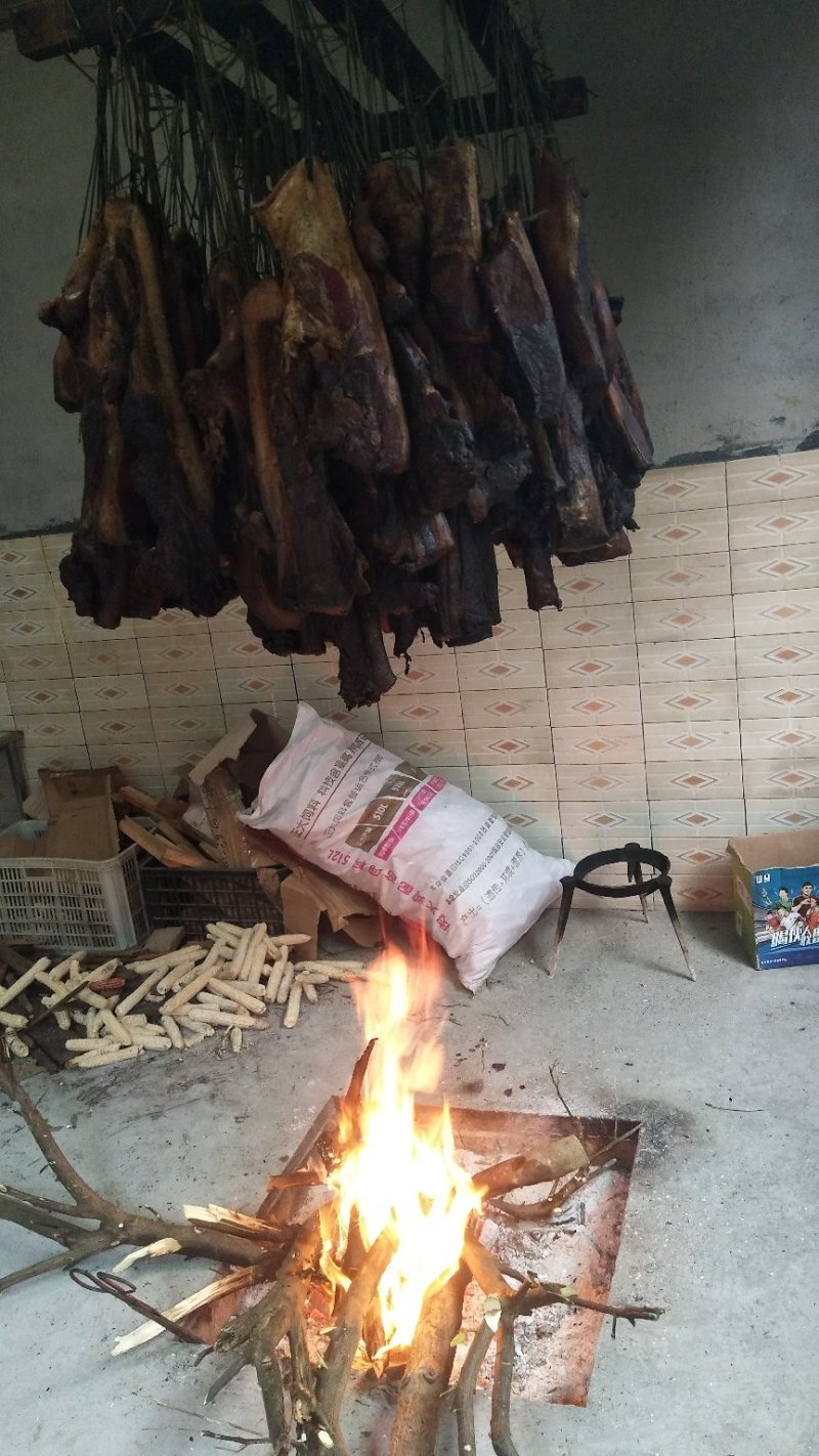 士猪腊肉