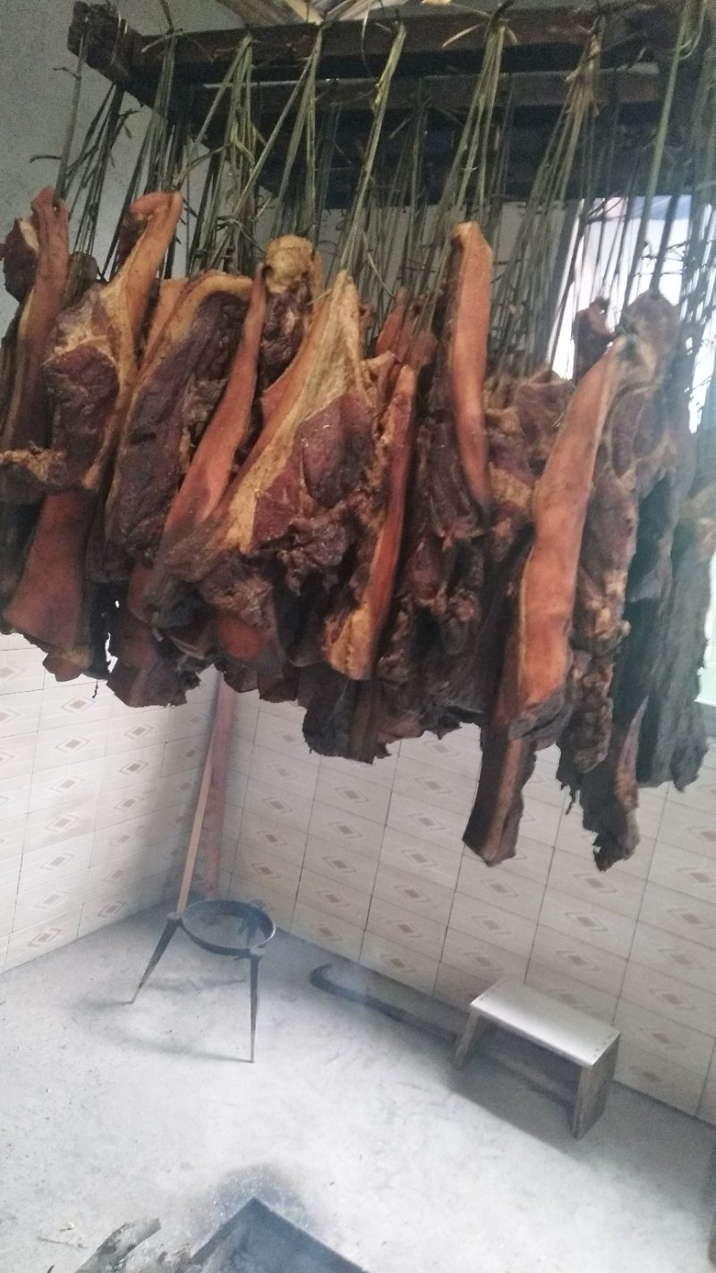士猪腊肉