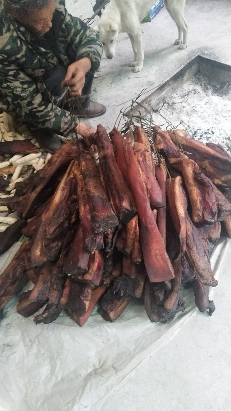 士猪腊肉